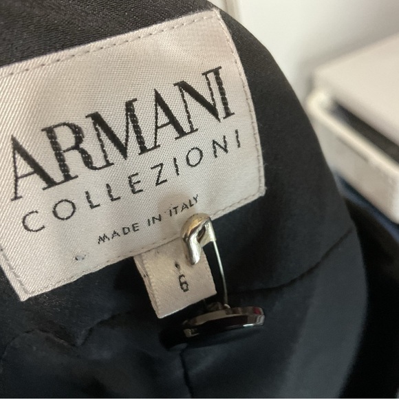 Armani Collezioni Black Blazer Size 6 - Picture 9 of 13